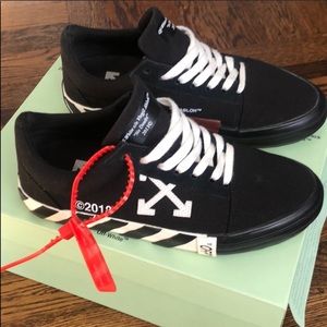 ISO off white shoes woman’s size 8
